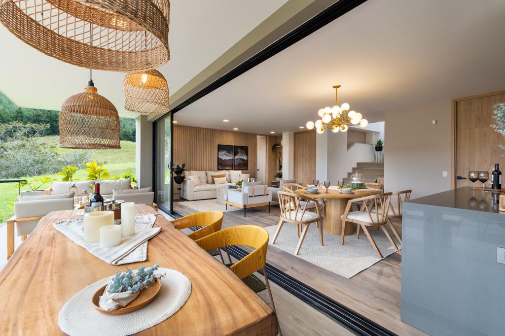 2022060219201380655250215