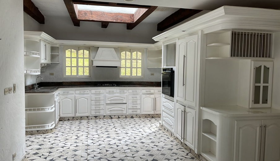 2022060229554411875250371