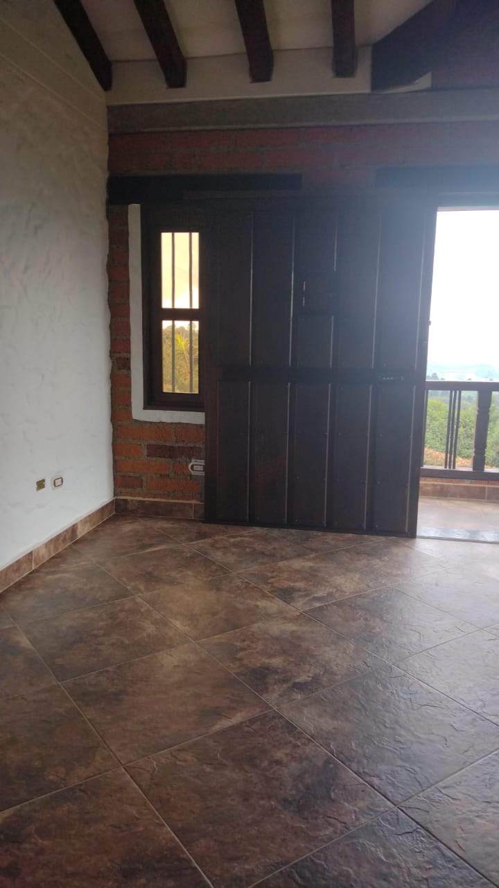 2022060238513884475250492