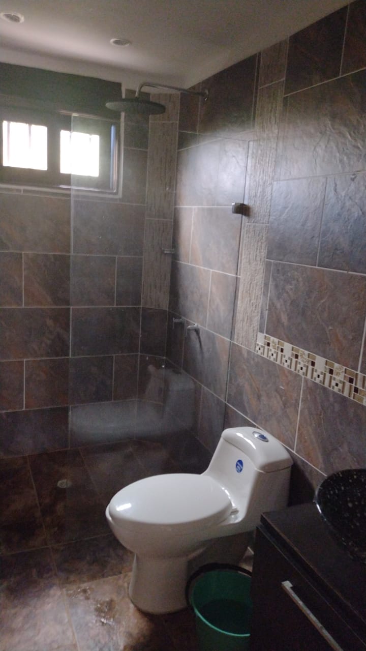 2022060238585386355250492