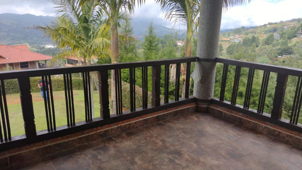 2022060239017193825250492