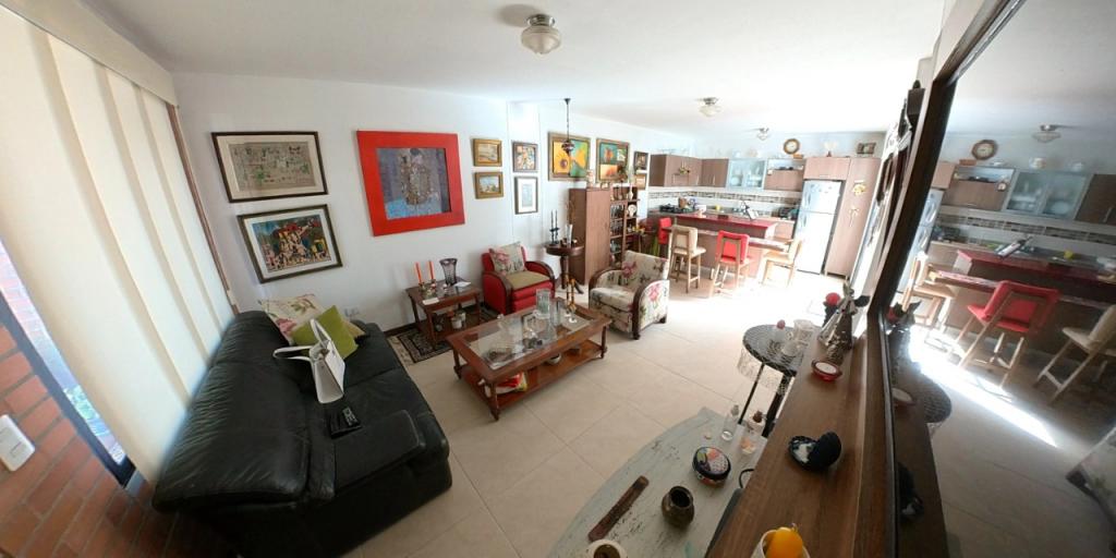 2022060244379776195250582