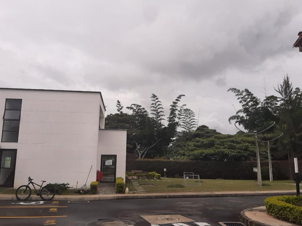 2022060244514827705250582