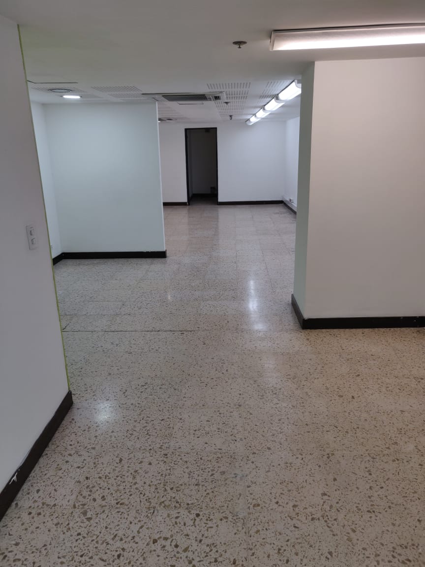 2022060258294884375250752-1