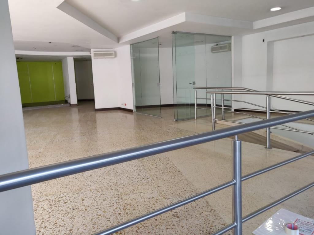 2022060258344634295250752