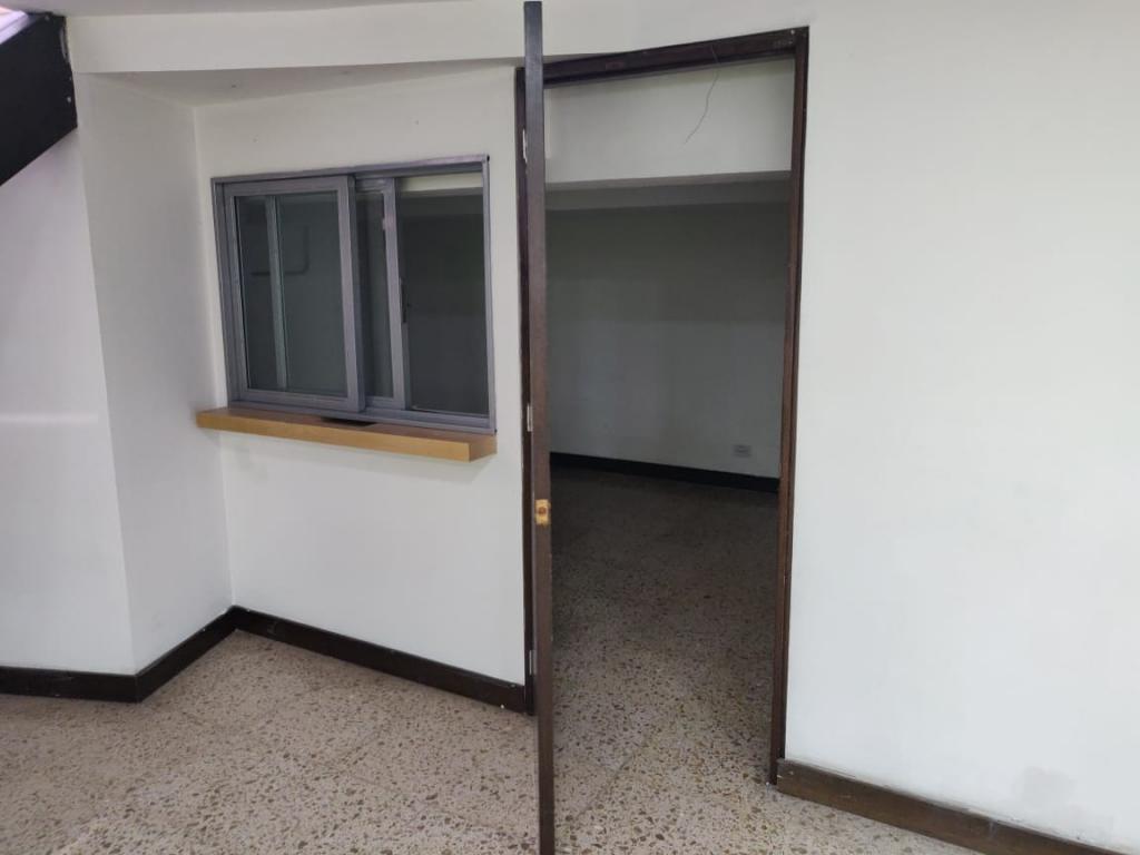 2022060258400609725250752