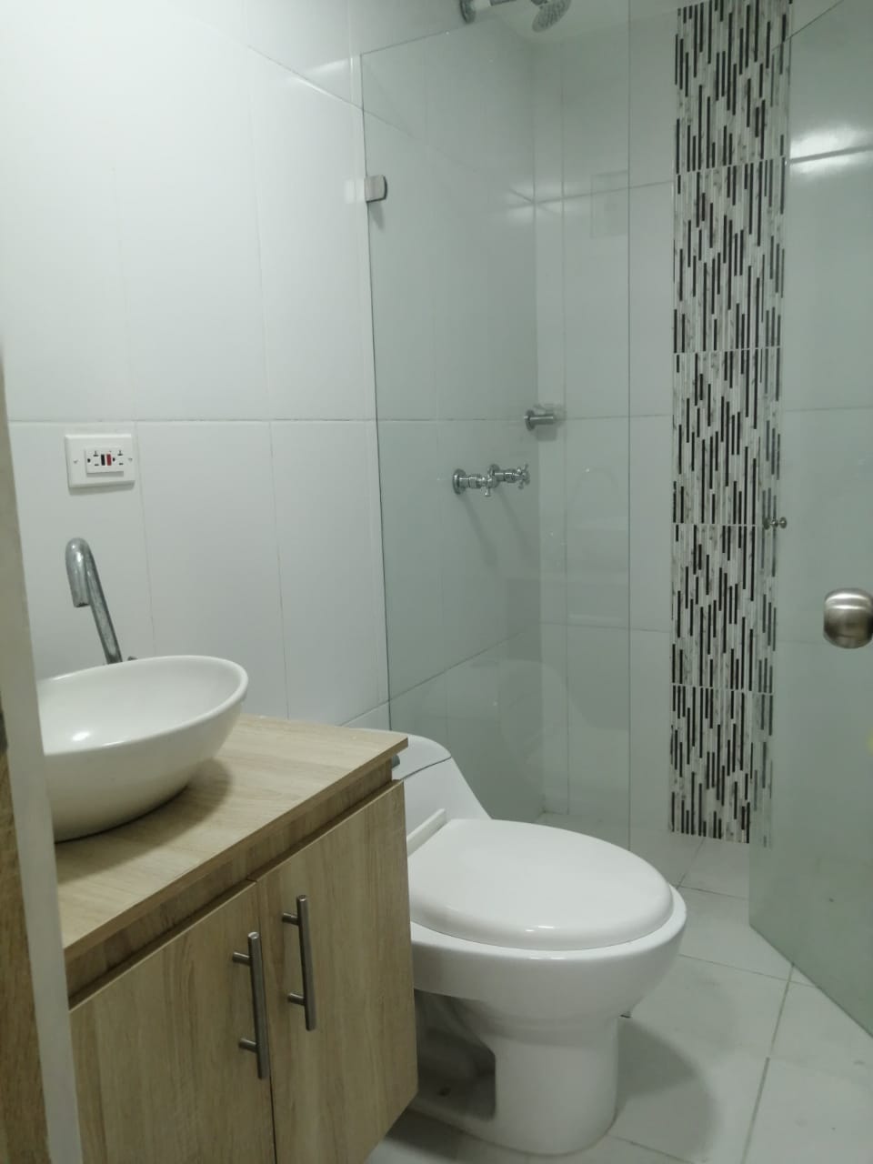 2022060325580656295250994