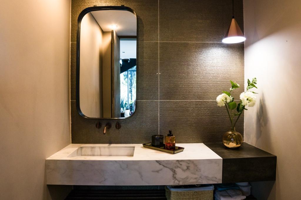 2022060330050887485251043