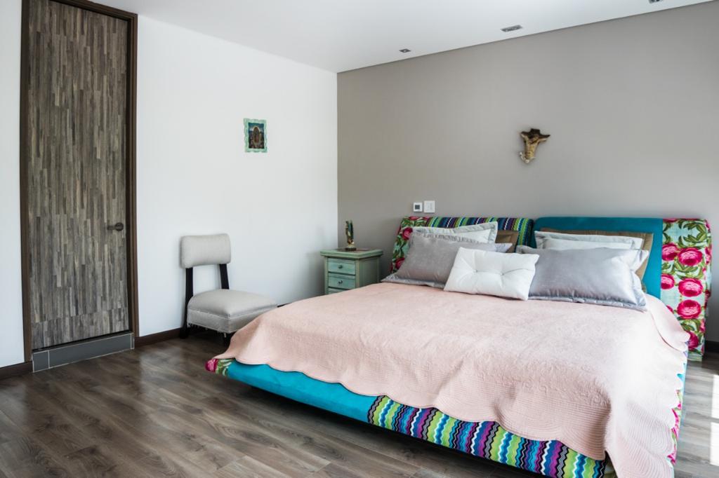 2022060330135370435251043