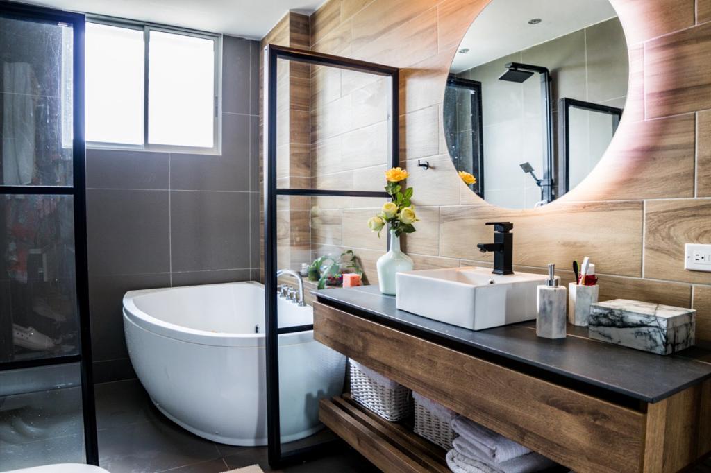 2022060330219459525251043