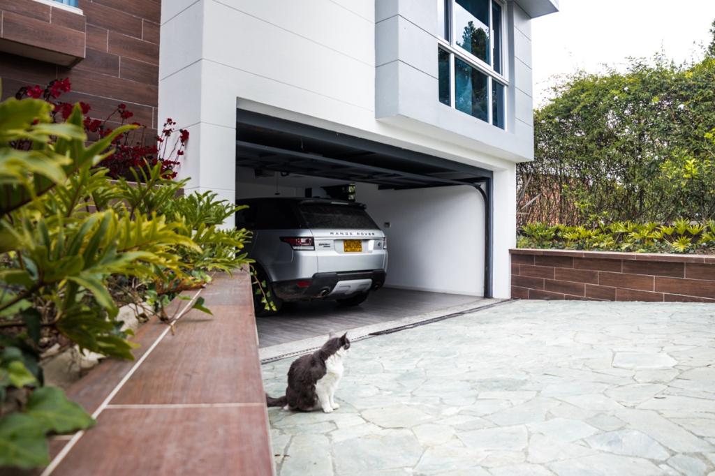 2022060330229840755251043