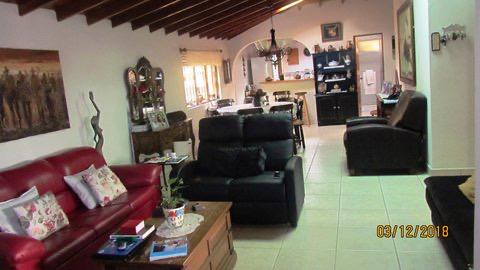 2022060334183048585251082