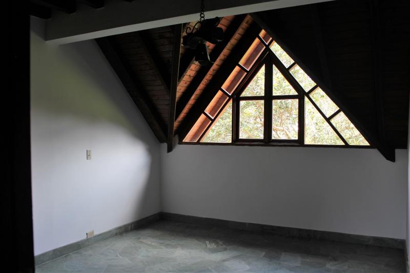 2022060420178881385251598