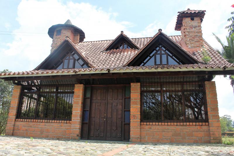 2022060420251889745251598