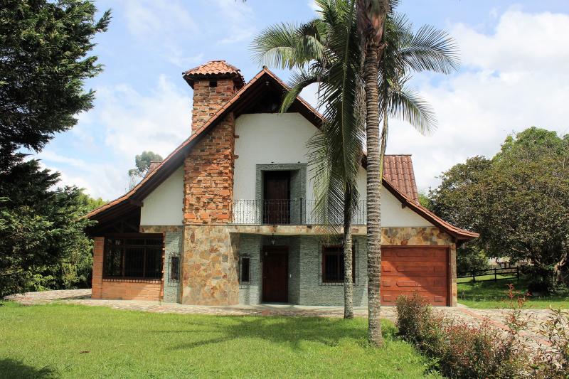 2022060420257953865251598