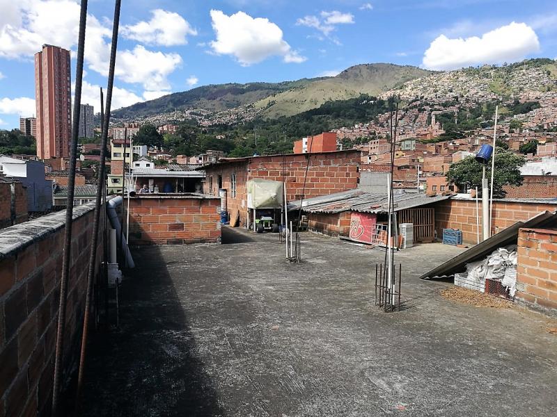 2022060421010897325251608-1