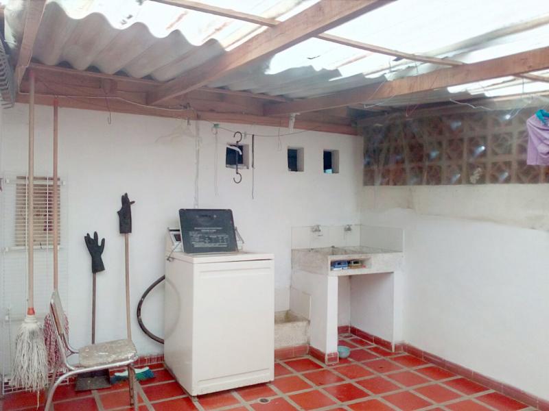 2022060433584204545251773