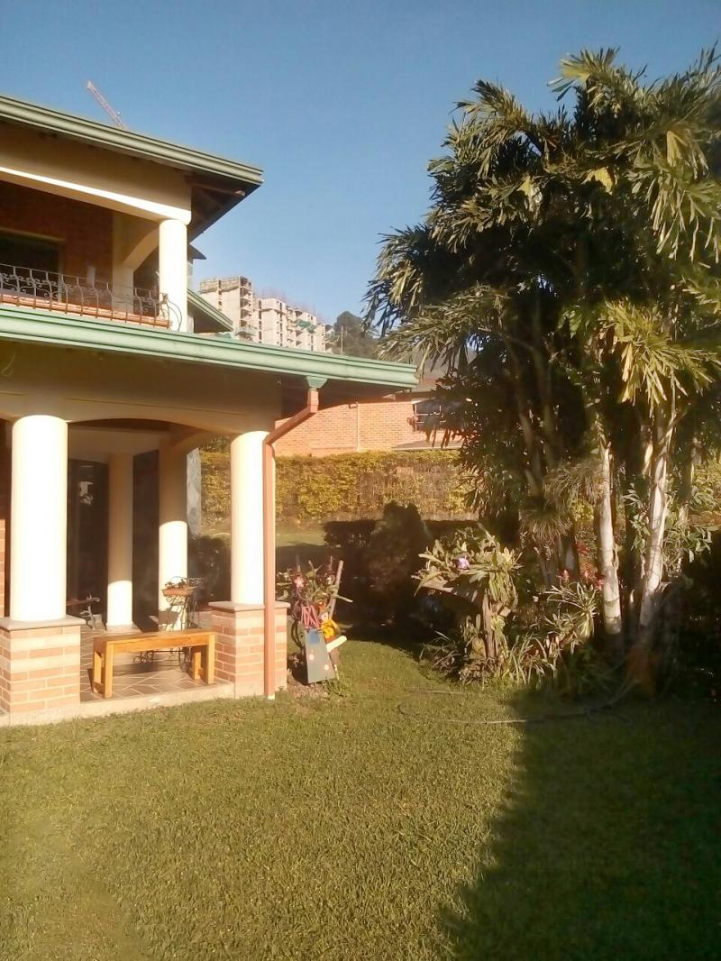 2022060445391566495251917