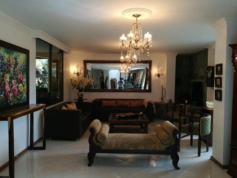 2022060445417376305251917