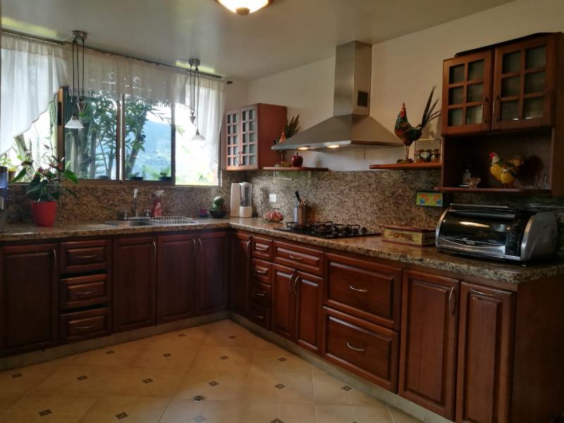 2022060445438626715251917