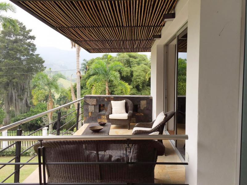 2022060452566627595252014