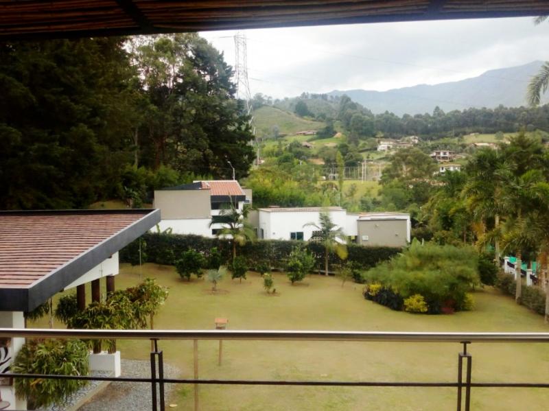 2022060453176042465252014