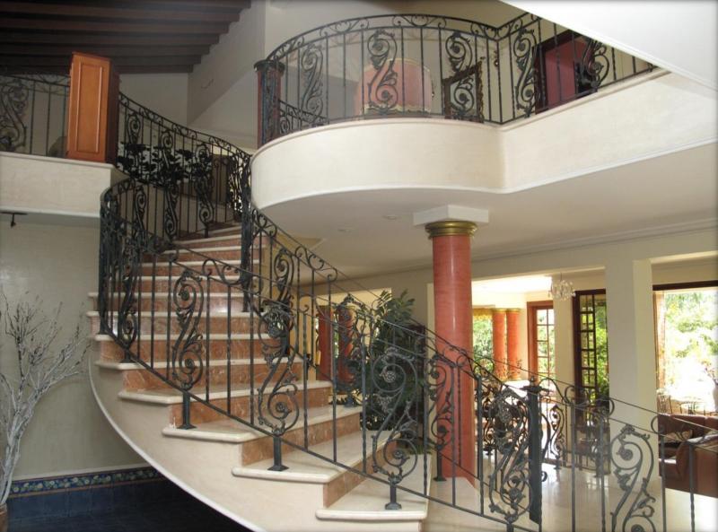 2022060454589110945252031