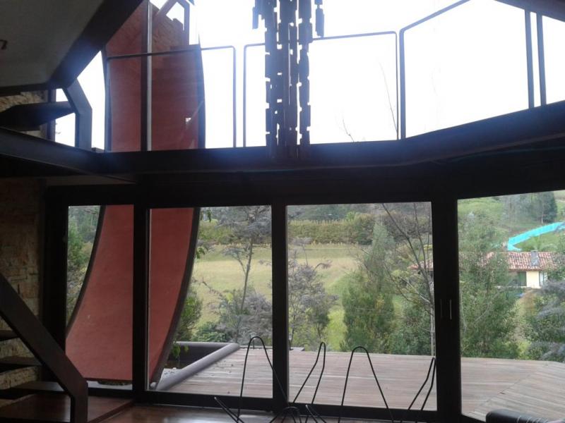 2022060501156832975252106