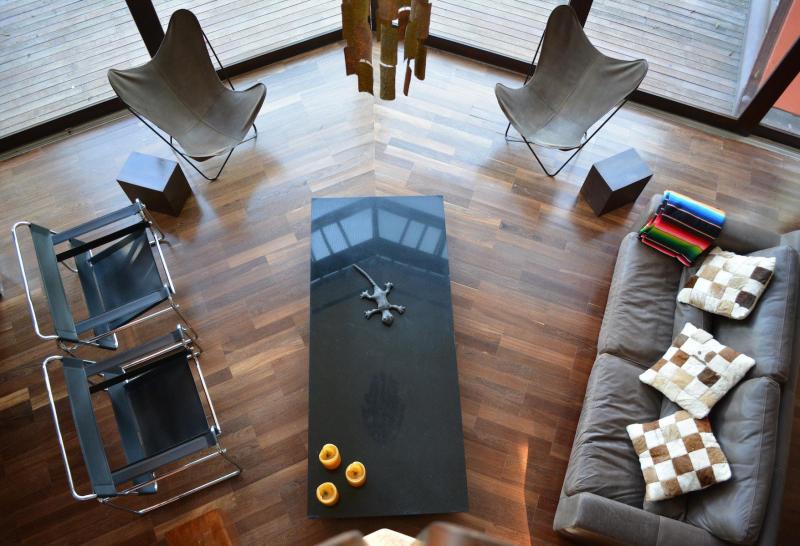 2022060501218256015252106