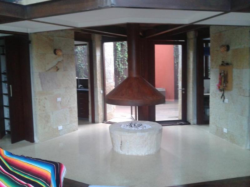 2022060501278543035252106