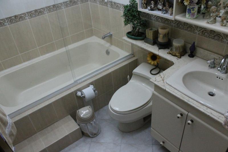 2022060503037704875252129