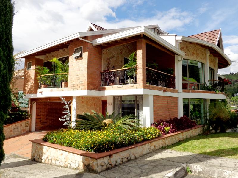 2022060503548620905252143