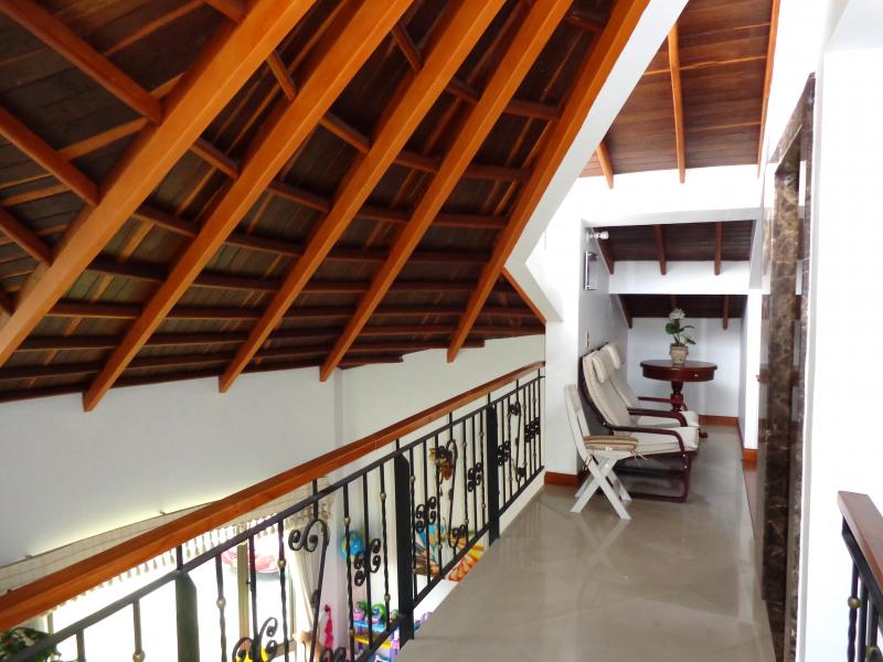 2022060503566747595252143