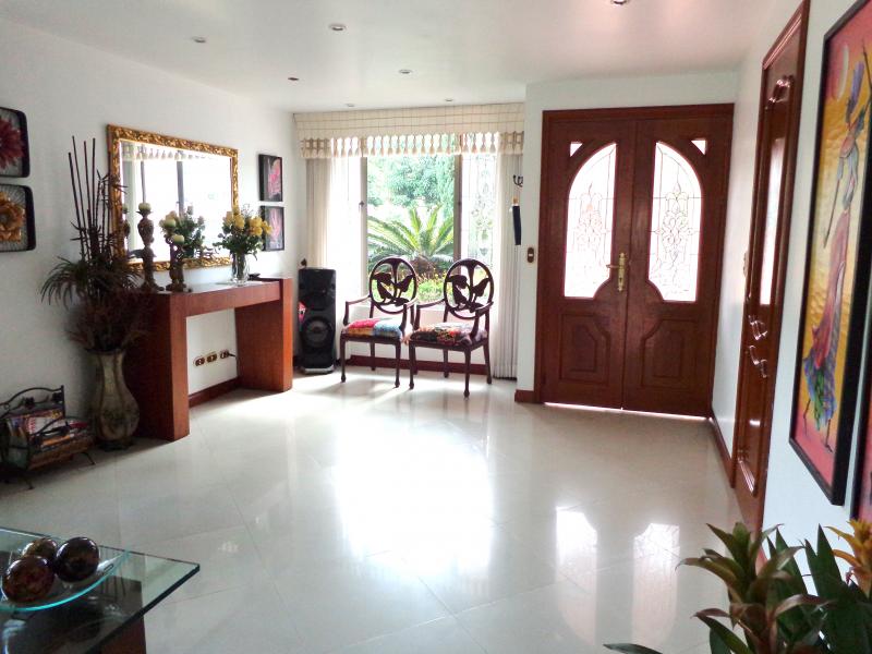 2022060504035760545252143