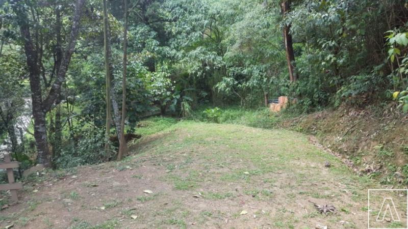 2022060509233689125252205