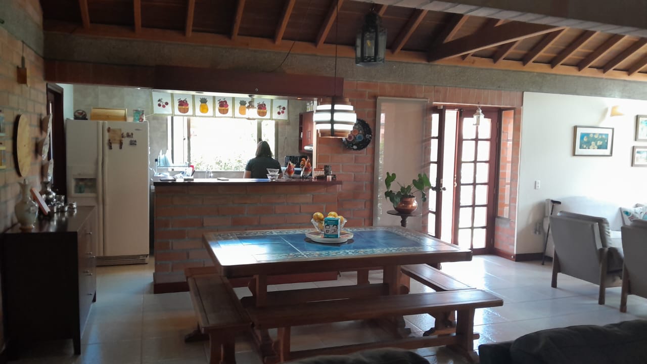 857301020241017043911