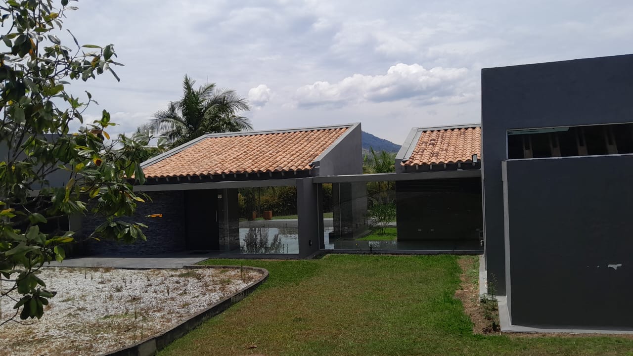 857301120240315011233