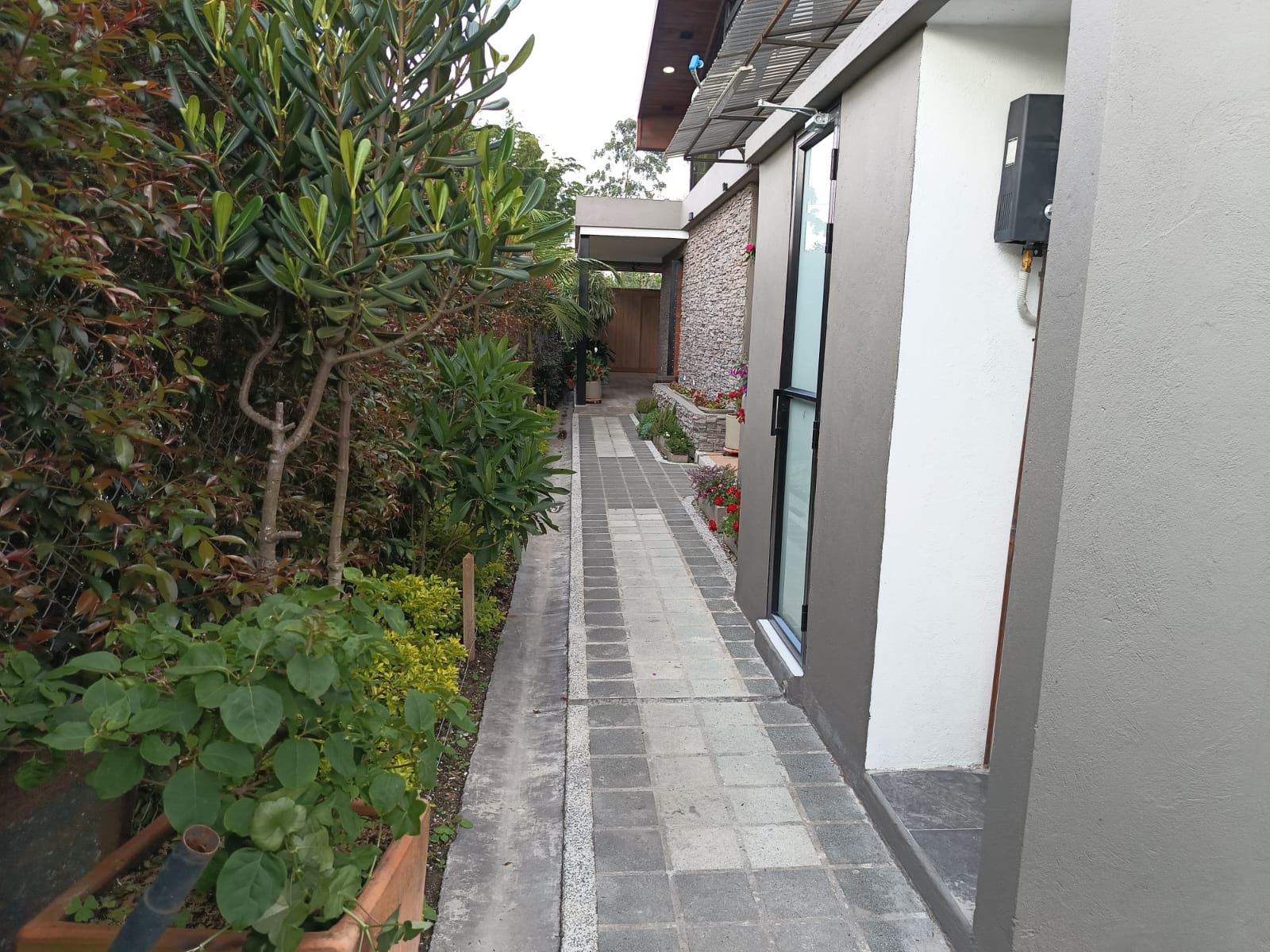 857301120241017093645