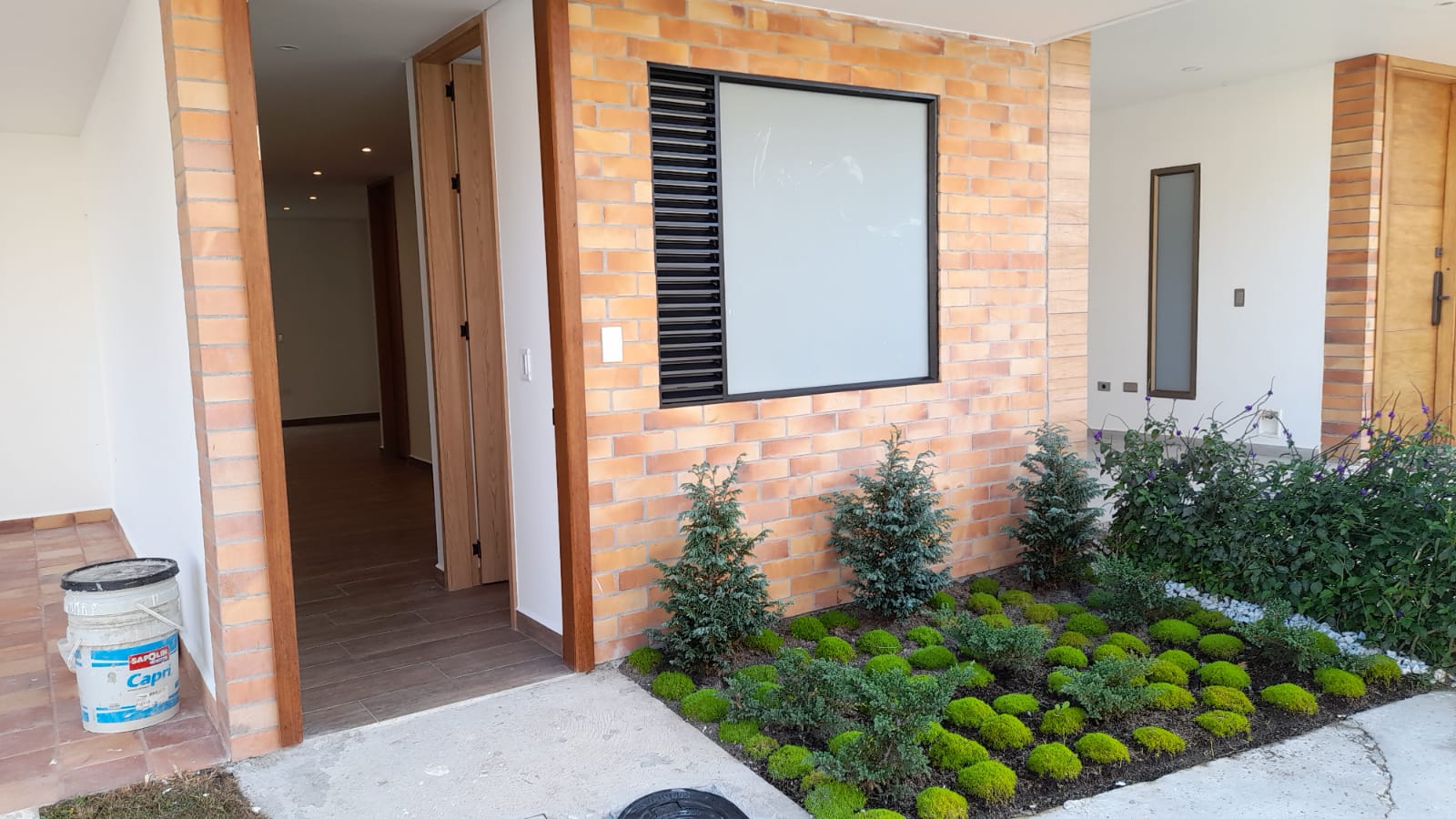 857301620221015122851