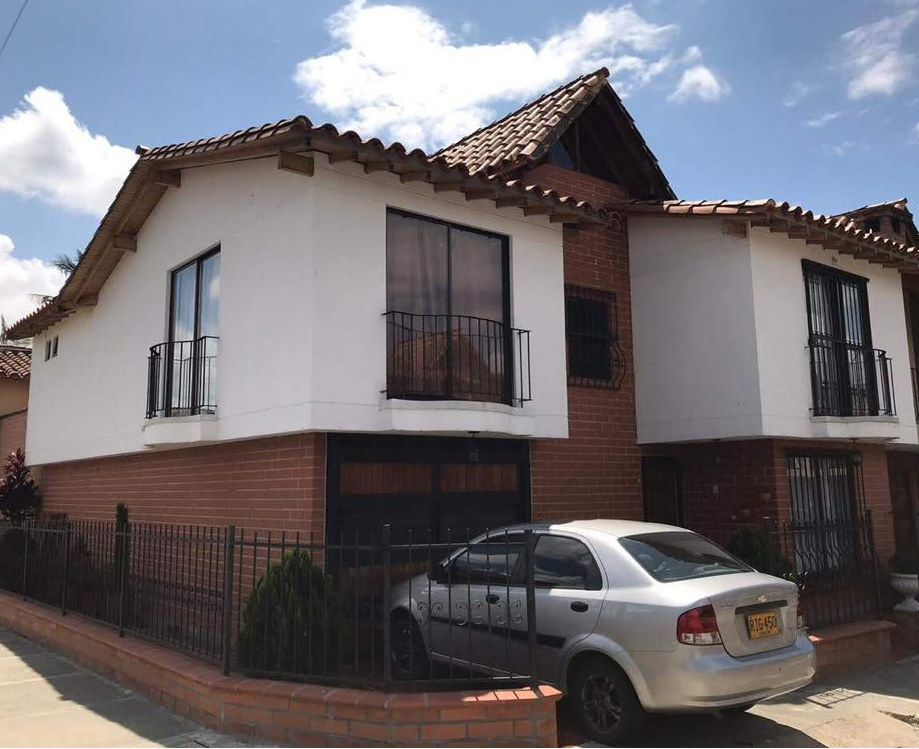 857301820230804104816