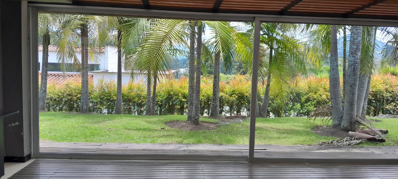 857301820240315011235