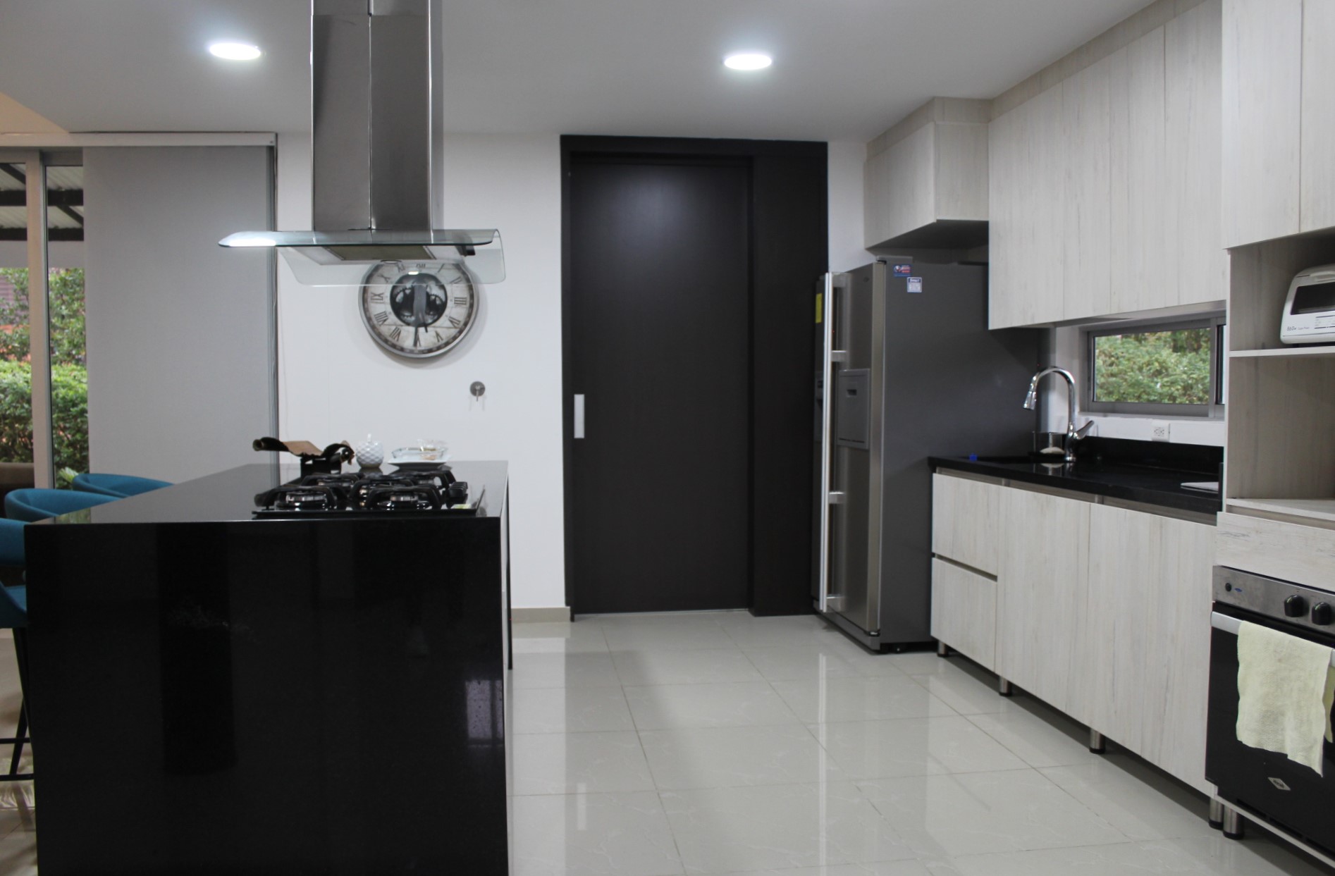 857301920230411104034