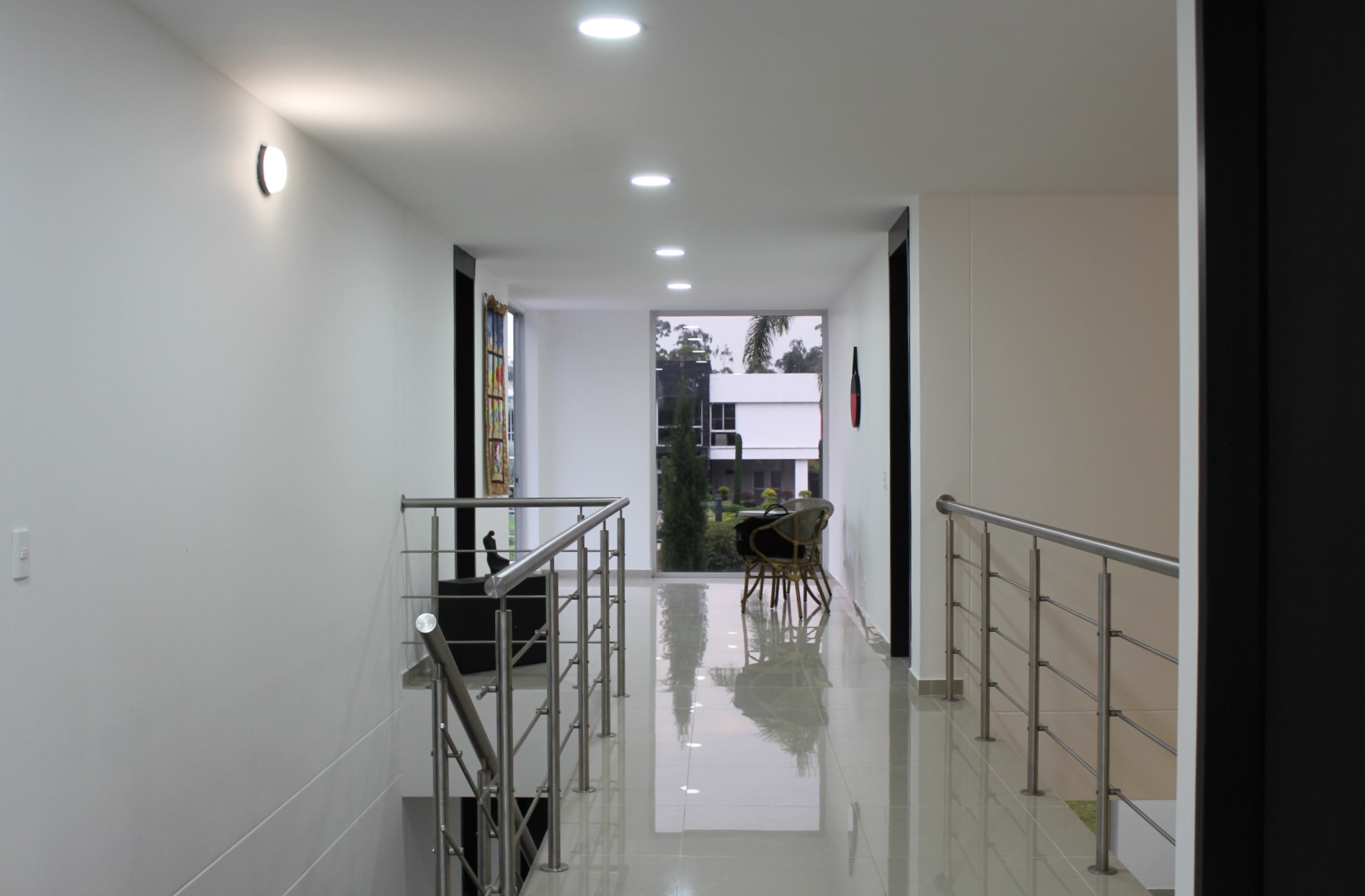 857302020230411104034