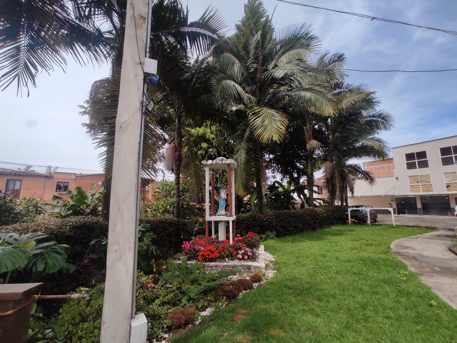 857302020230829035825