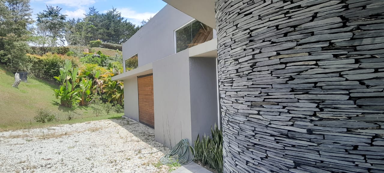 857302020240315011236