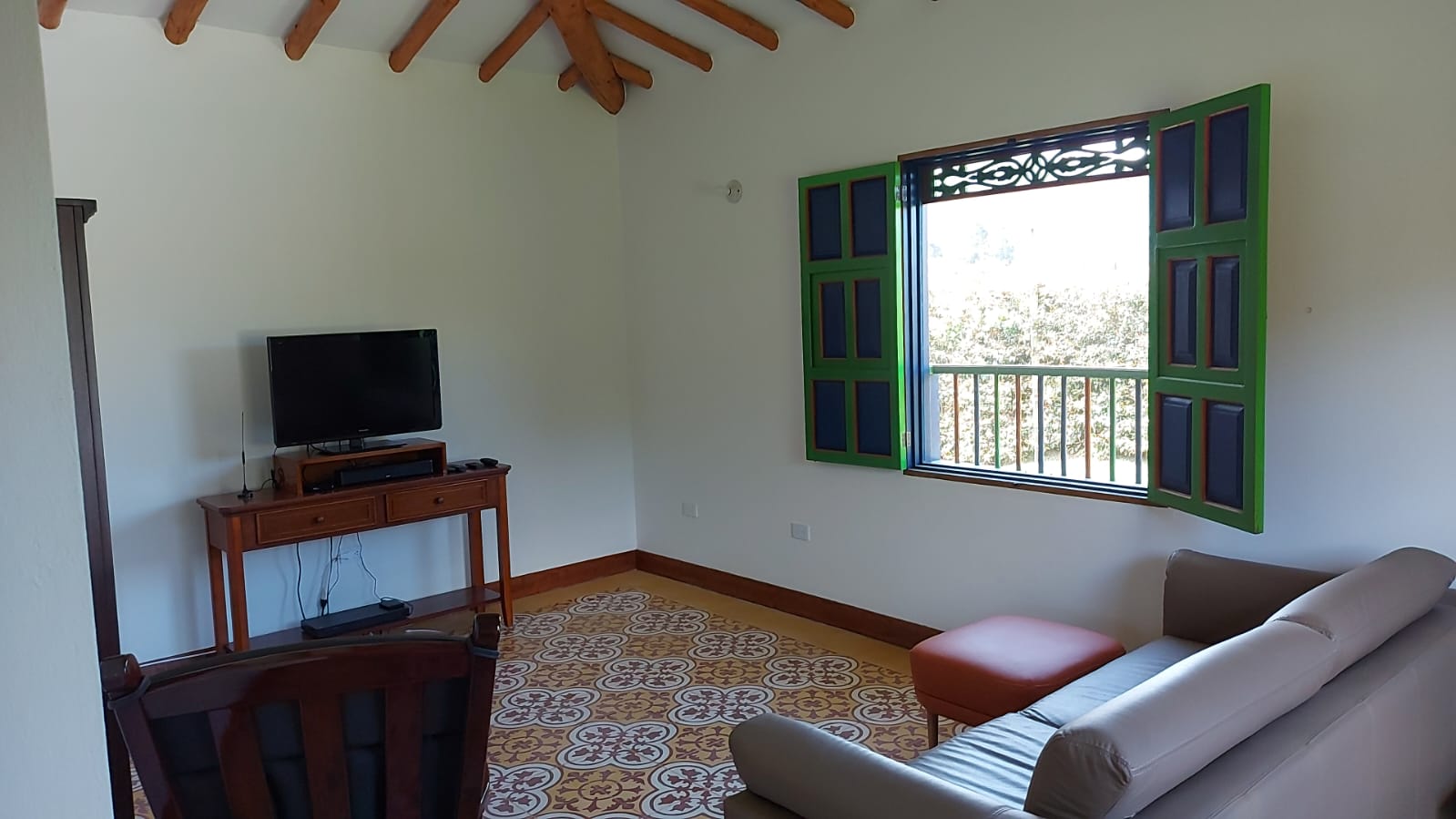 857302020240429110935