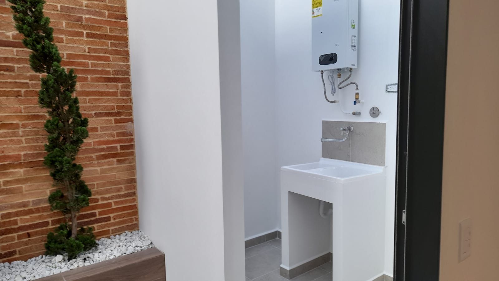 857302420221015122854