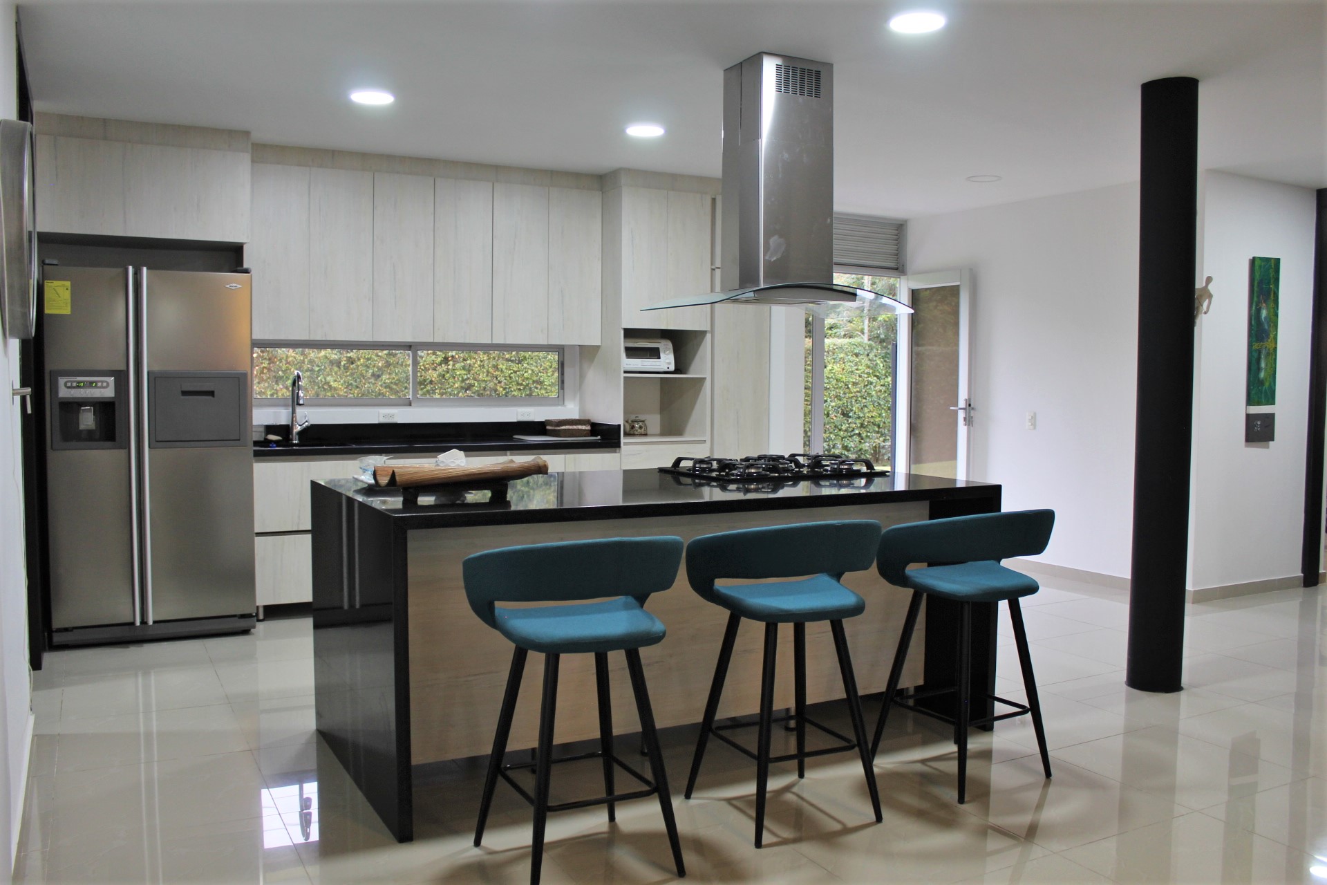 857302620230411104036