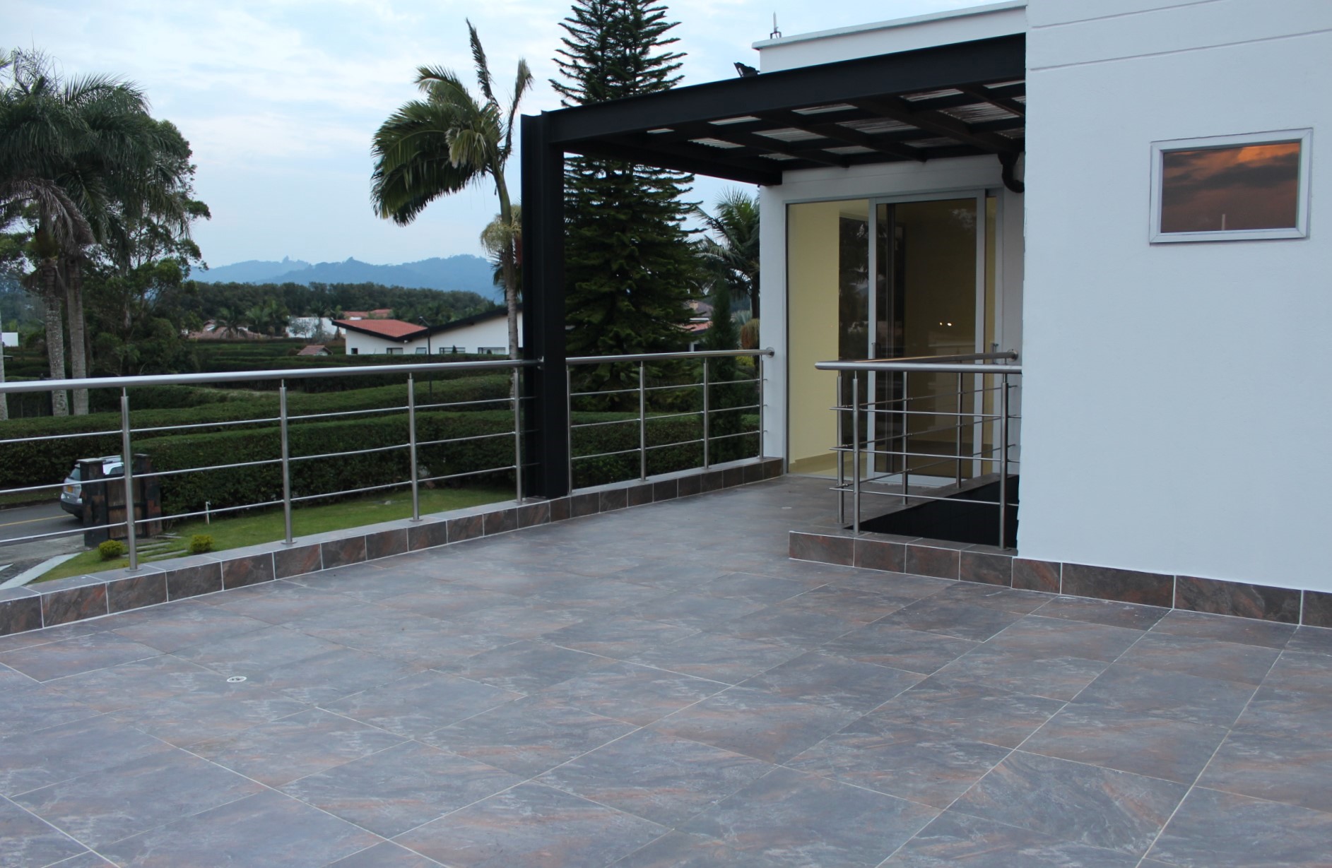 857302720230411104038