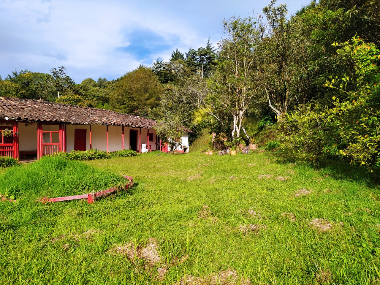 857303020220827111428